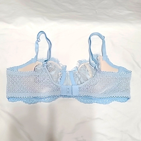 Victoria's Secret push up without padding lace bra 34c - Picture 2 of 3